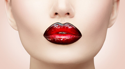 Liner cover best red dark lip lexington